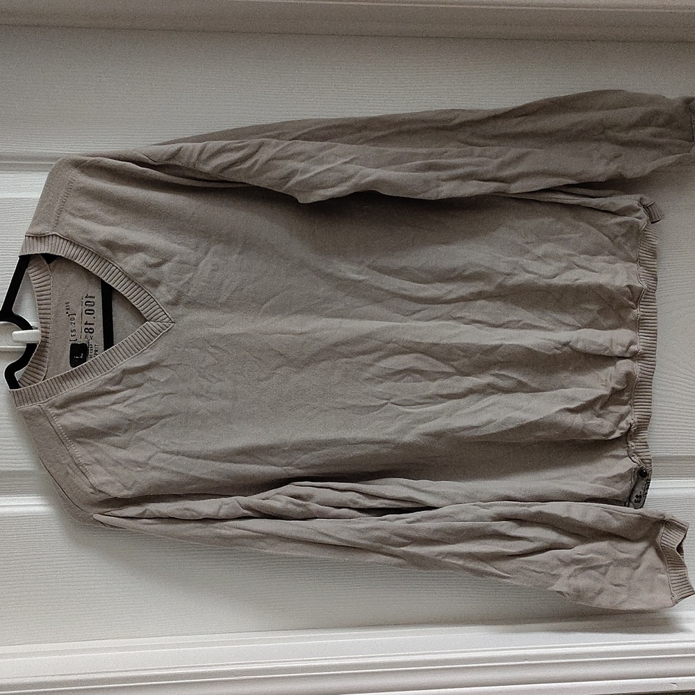 Esprit Men's Long Sleeve V-neck Knit Top